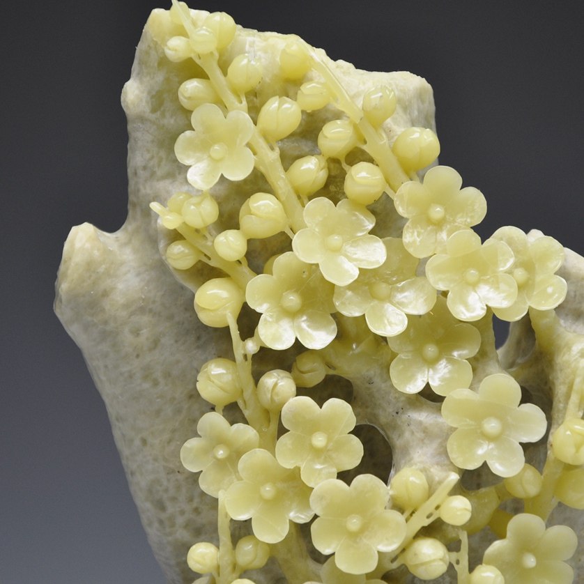 《梅花》四大国石青田石雕摆件 居家摆放 39厘米高