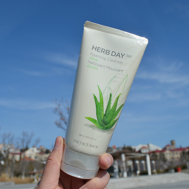 正品 the face shop 菲诗小铺 芦荟亮白补水保湿洗面奶专柜正品