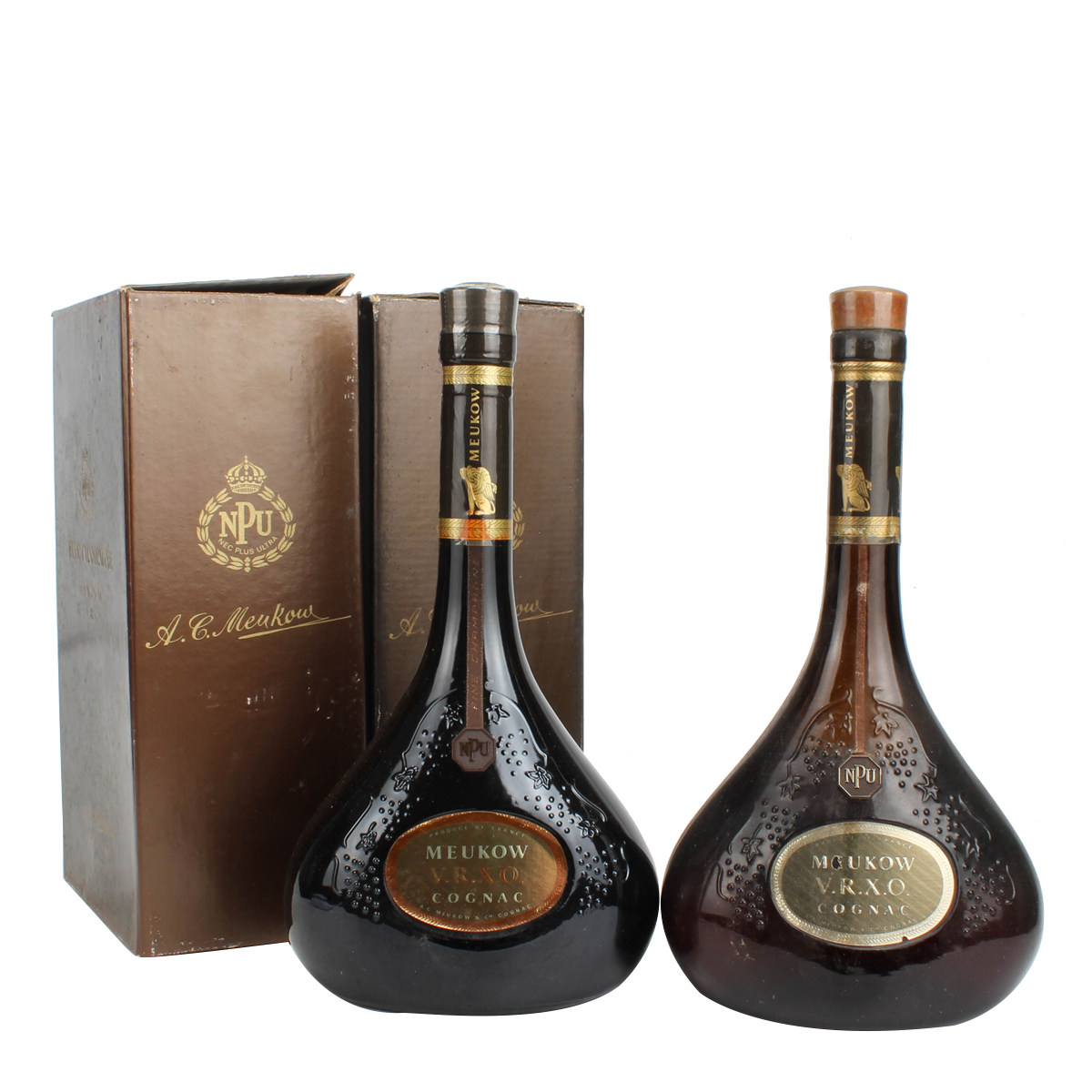 60.80年代 墨高xo干邑 40度750ml*2瓶老洋酒收藏 拍卖