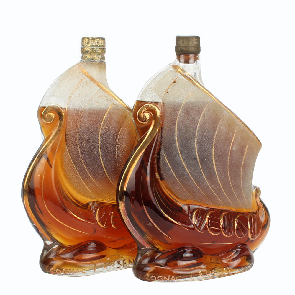 45.80年代磨砂瓶拉森帆船干邑 40度700ml*2瓶