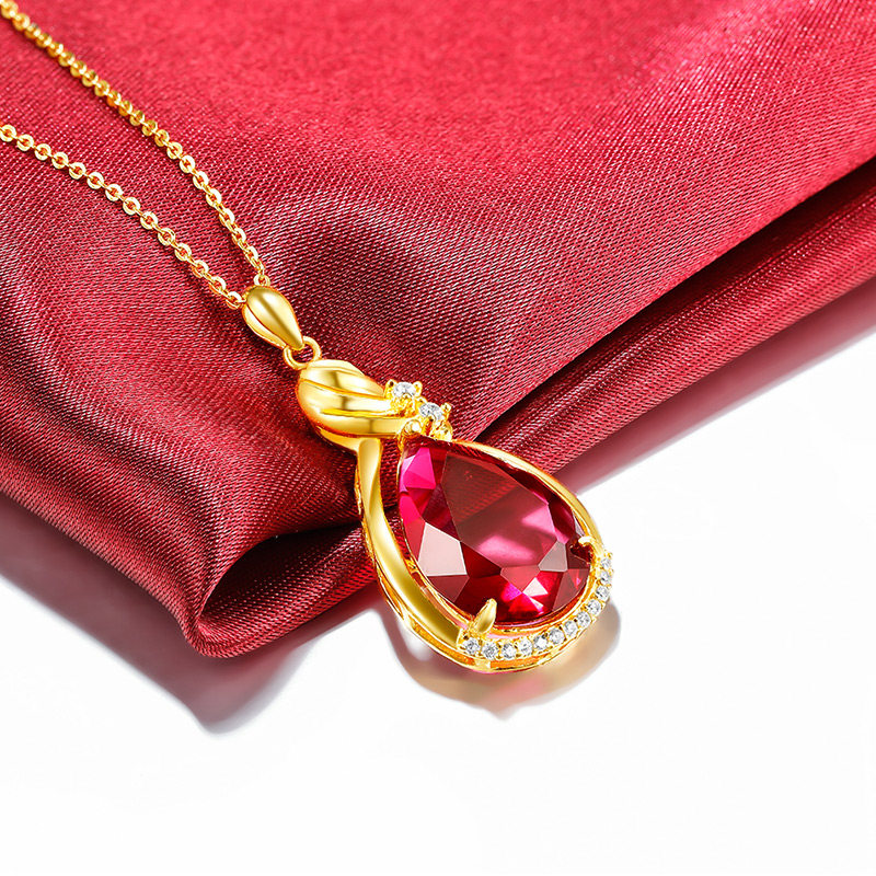 鸣钻国际黄金吊坠999足金红色宝石脖颈链锁骨18k金项链红女款首饰
