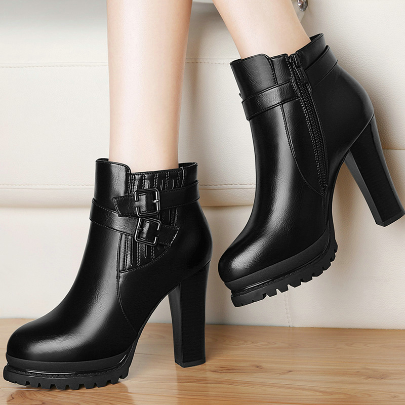 秋鼕季高跟鞋2017秋季新款女鞋子韓版百搭粗跟單鞋防水臺加絨皮鞋