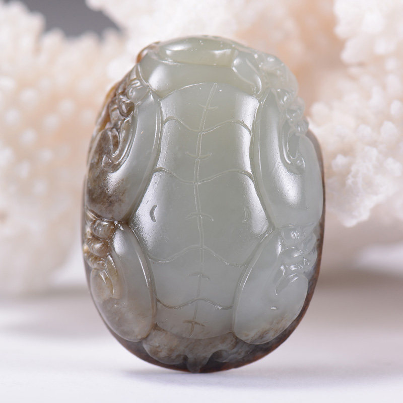 精美黑皮 和田玉玄武43克挂件 雕刻精美 寓意美好