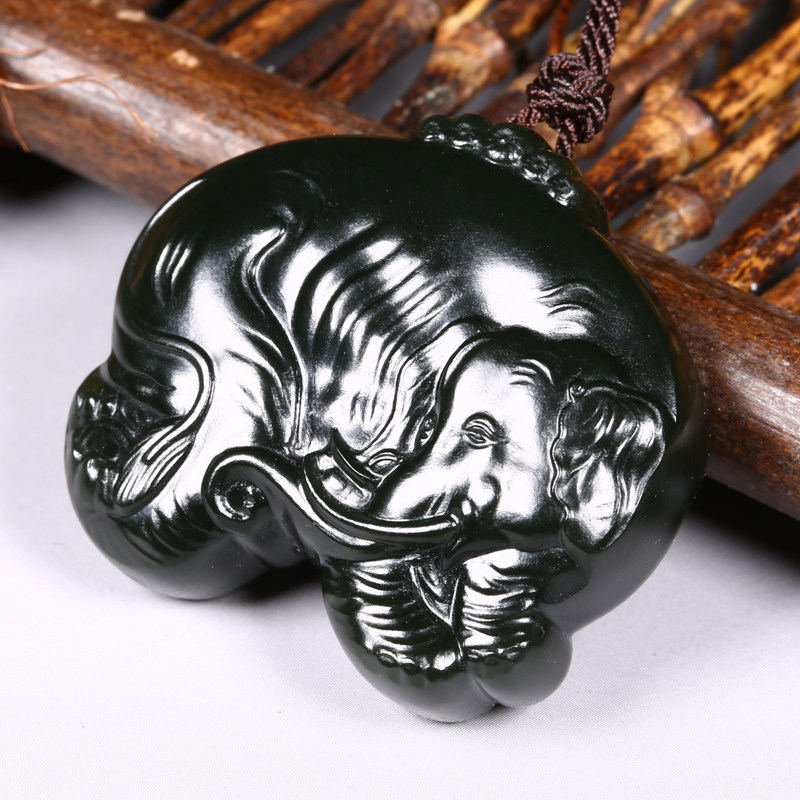 中国玉雕大师【陈冠军】作品 和田玉墨碧太平有象挂件20.04g