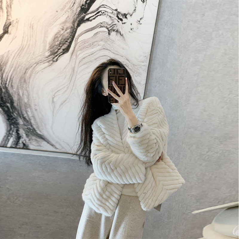 貂皮皮草女年轻时尚款