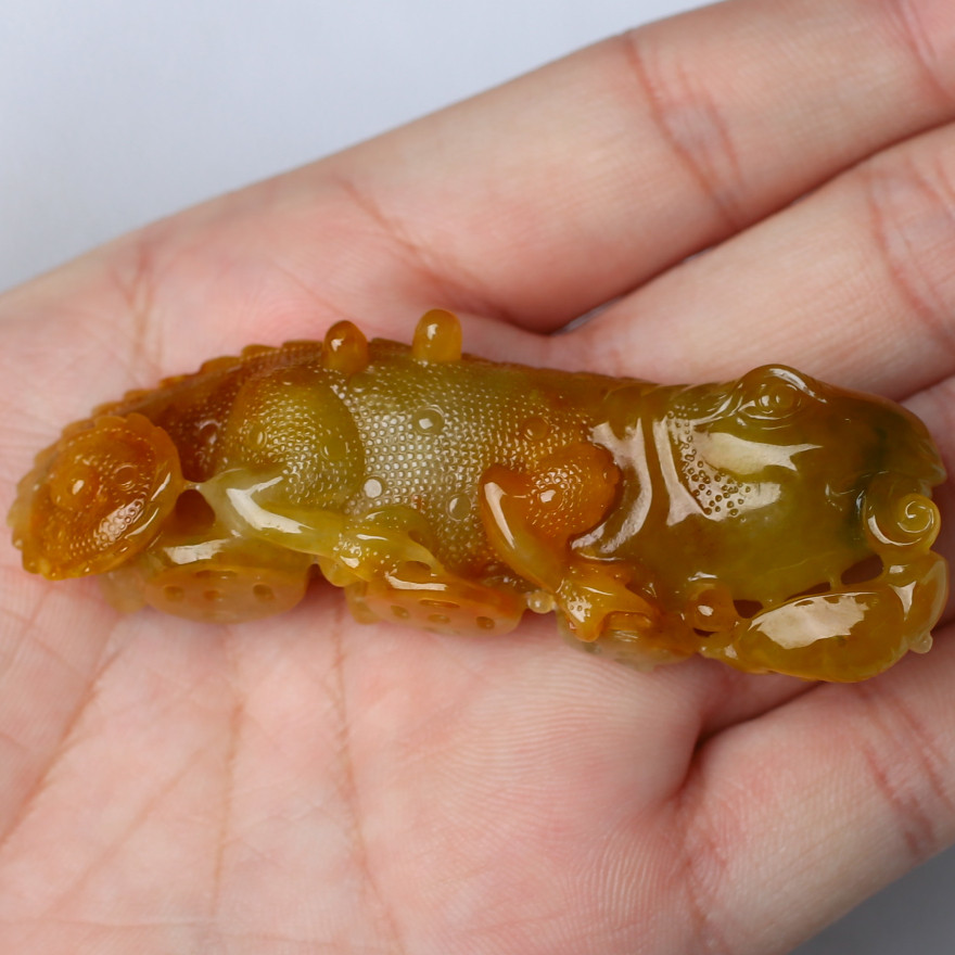冰糯种黄翡翡翠蜥蜴(今非昔比)吊坠36.98g