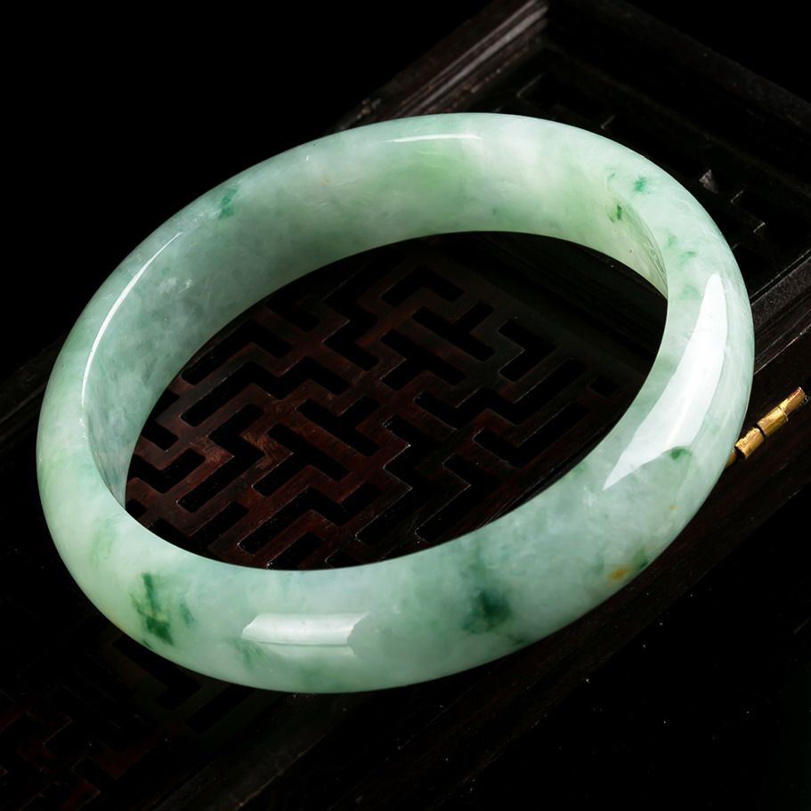 7mm圈口纯天然缅甸a货翡翠老坑飘花手镯47.07克