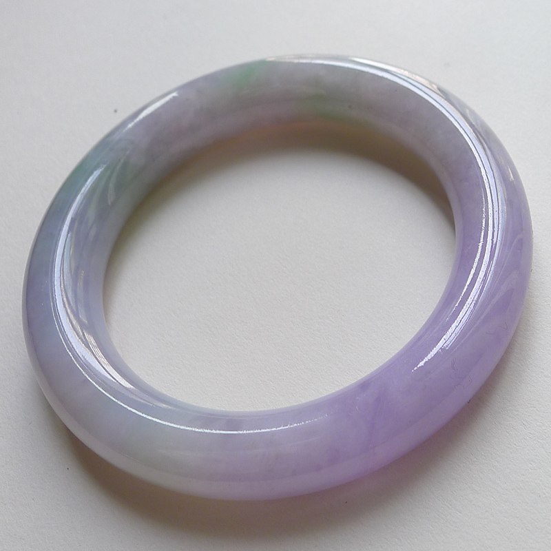 冰糯种春带彩翡翠圆条手镯 74.01克