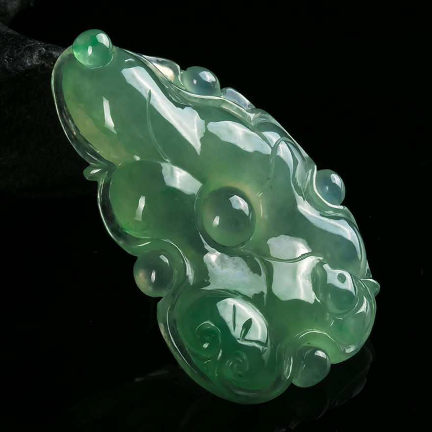 老坑冰种a货翡翠荷花鱼吊坠 11.24g