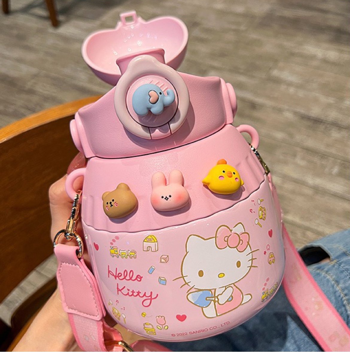 凯蒂猫草莓熊大肚保温杯女生高颜值学生带吸管大容量儿童背带水壶