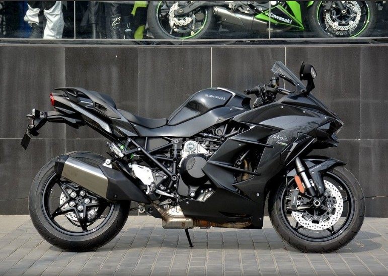 川崎 忍者_【骑士梦】进口川崎h2跑车雅马哈r1重机宝马双r本田地平线