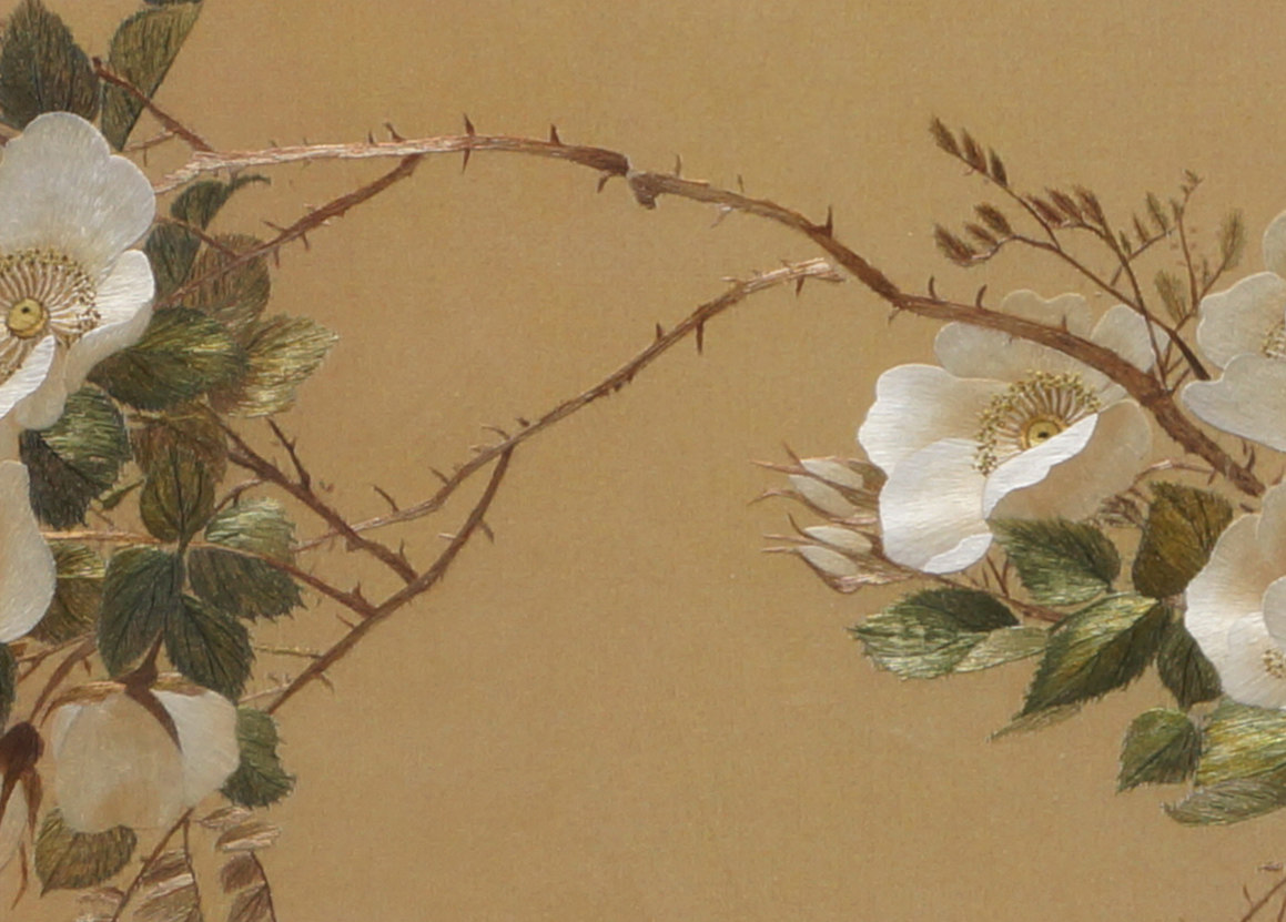 苏绣《蔷薇双燕》单面绣 - 拍卖