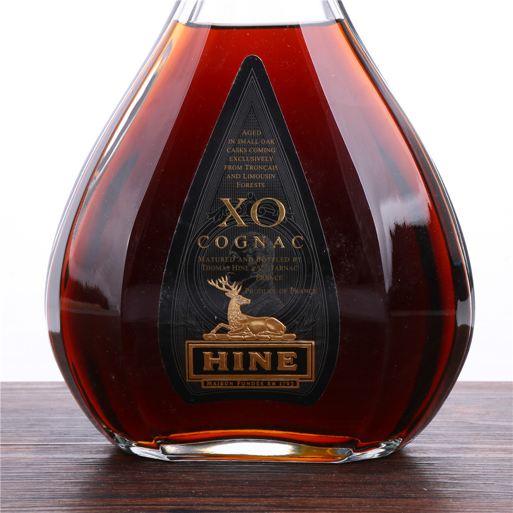 67/90年代2斤装御鹿xo干邑白兰地40度1000ml老洋酒收藏