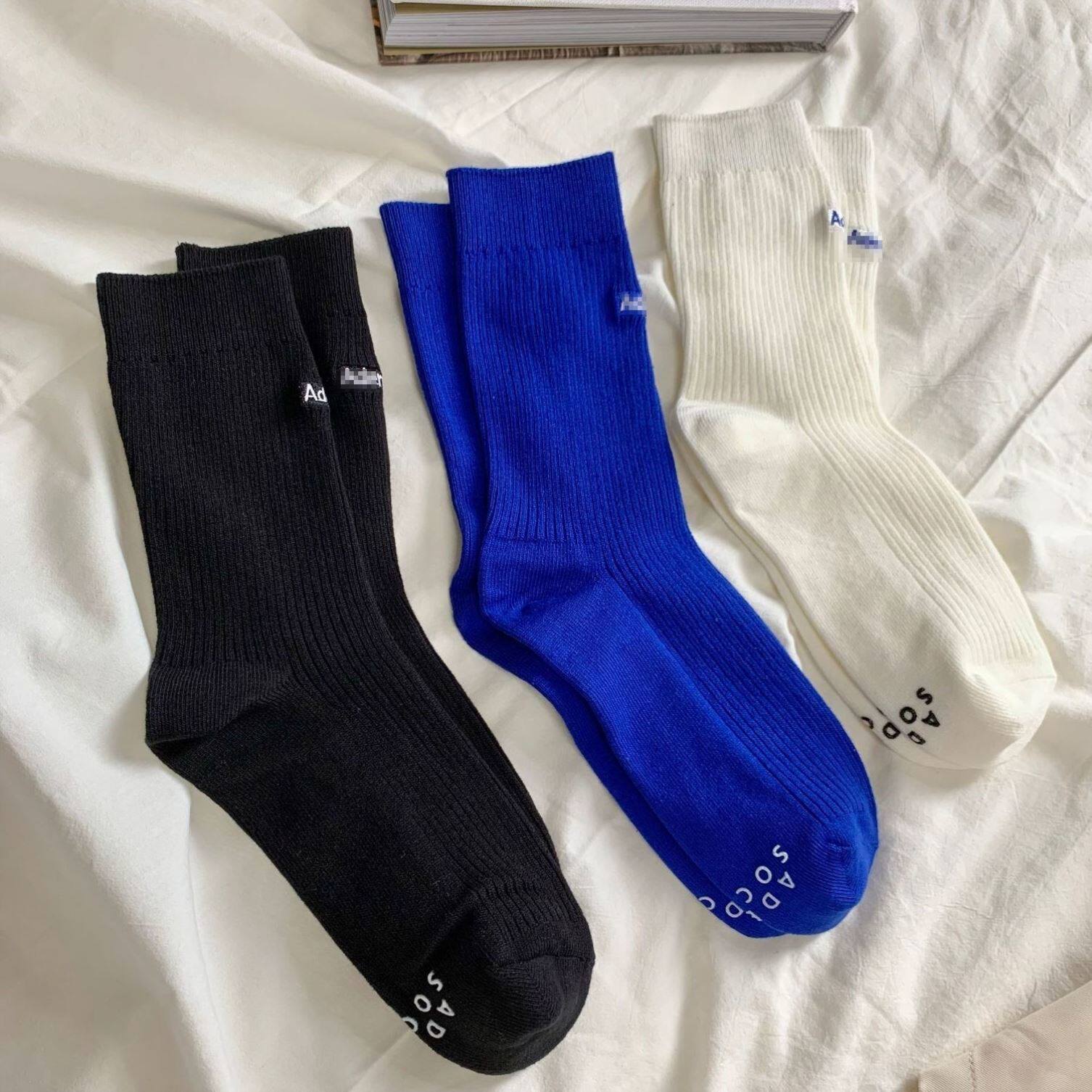 克莱因蓝袜子女潮网红款冬2021年新款蓝色防臭抗菌吸汗中筒袜外穿
