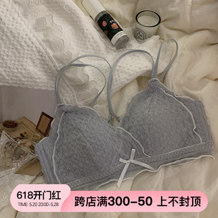 薄款内衣女无钢圈大胸显小聚拢收副乳防下垂三角杯新款少女文胸罩