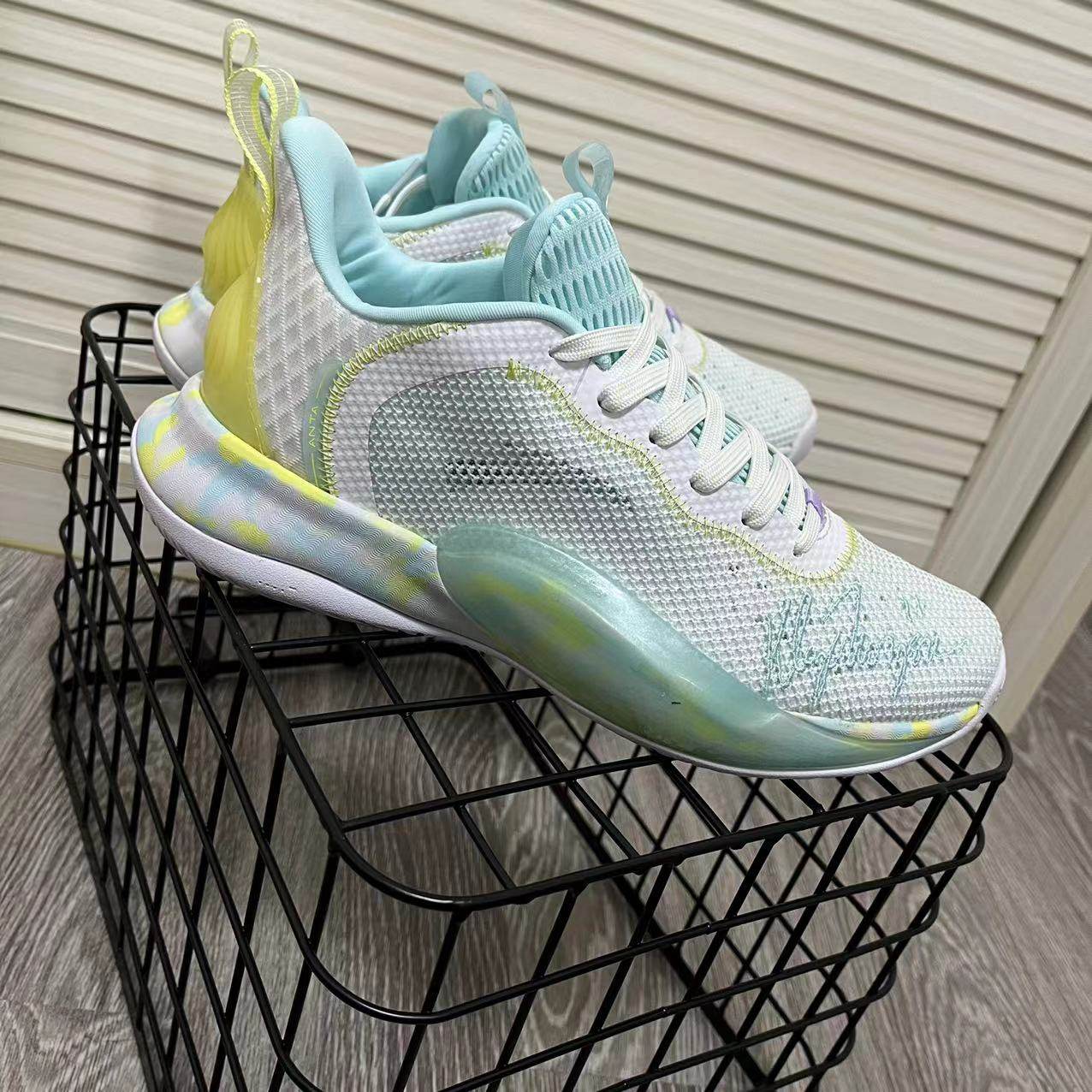 安踏anta正品汤普森轻骑兵6代运动鞋a-shock实战篮球鞋112121605