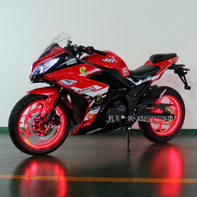 摩托车机车跑车