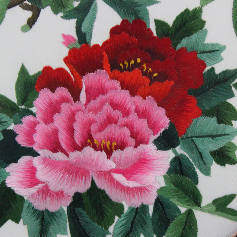 刺绣双面绣牡丹图 纯手工汴绣礼品摆件 大师苏绣作品