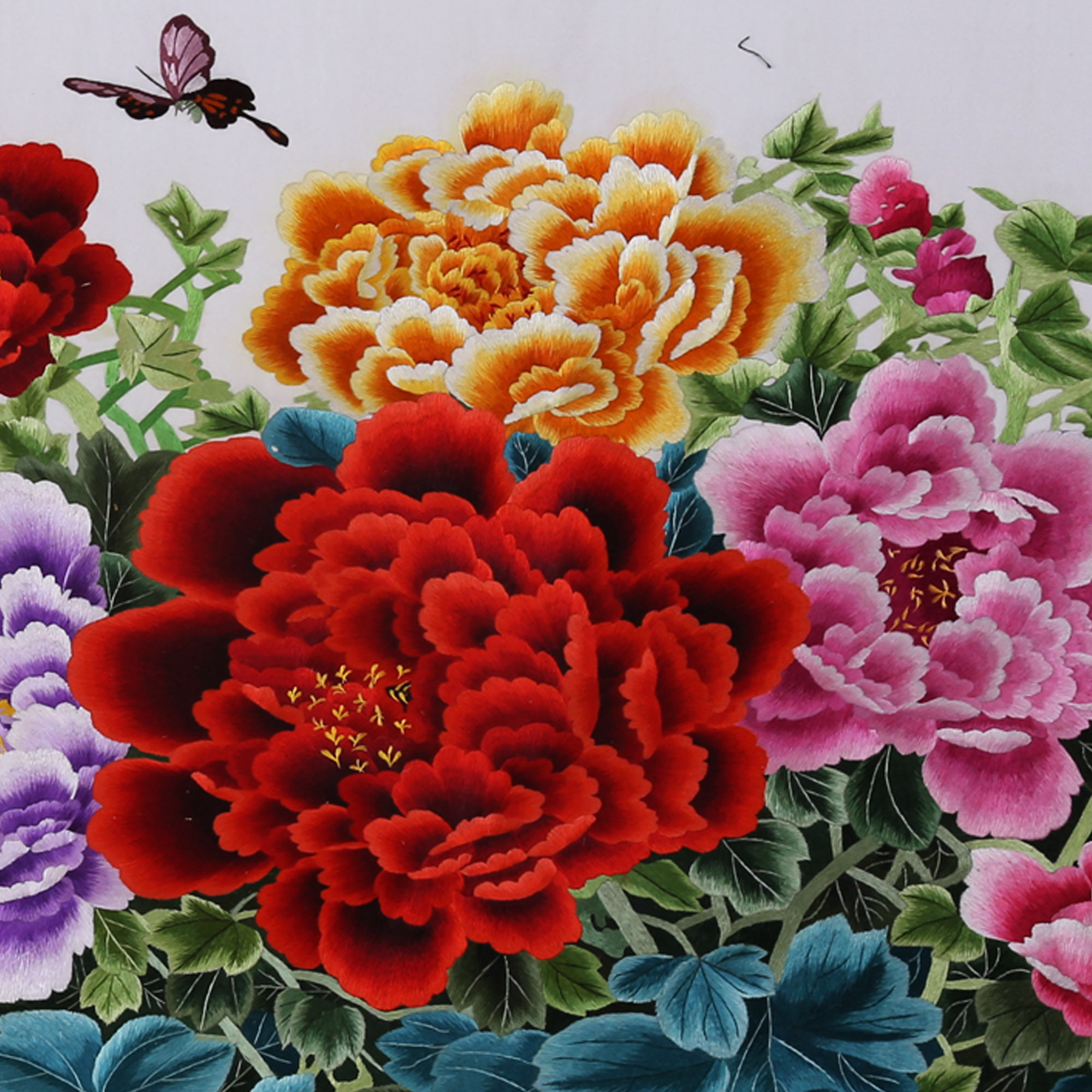 刺绣工艺大师作品 汴绣牡丹图 纯手工苏绣礼品