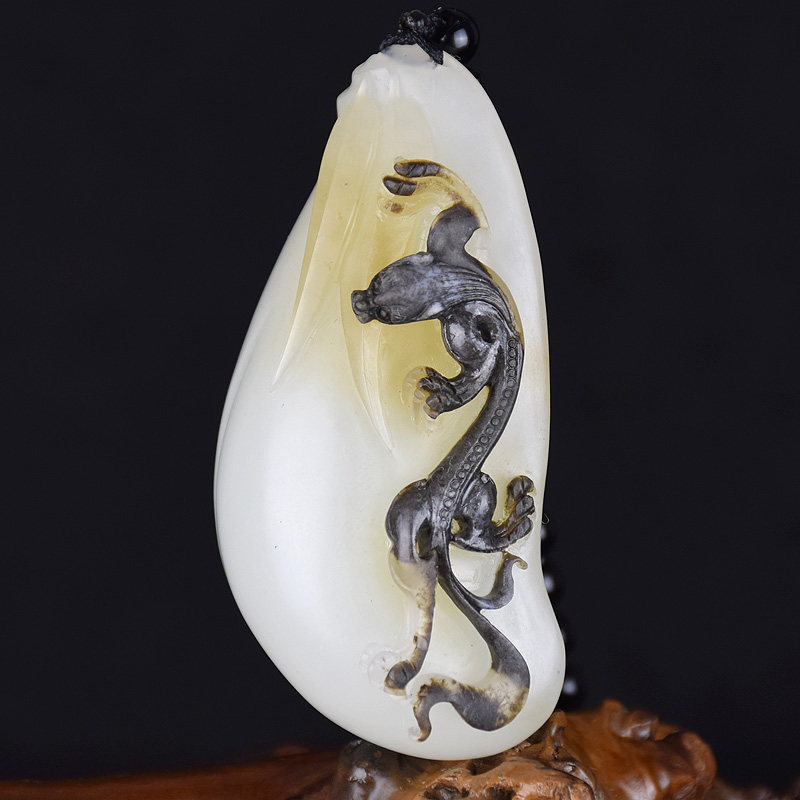 【和田玉挂件】省级玉雕大师时晓印作品 草龙 79.03克 *