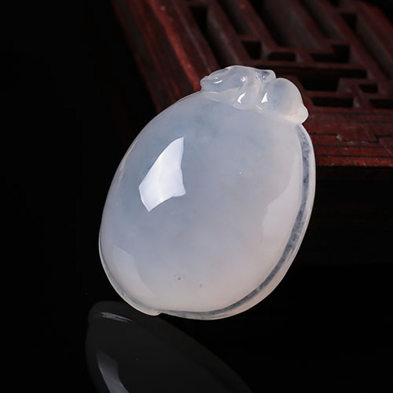 天然缅甸a货翡翠冰种透明寿桃吊坠11.99g