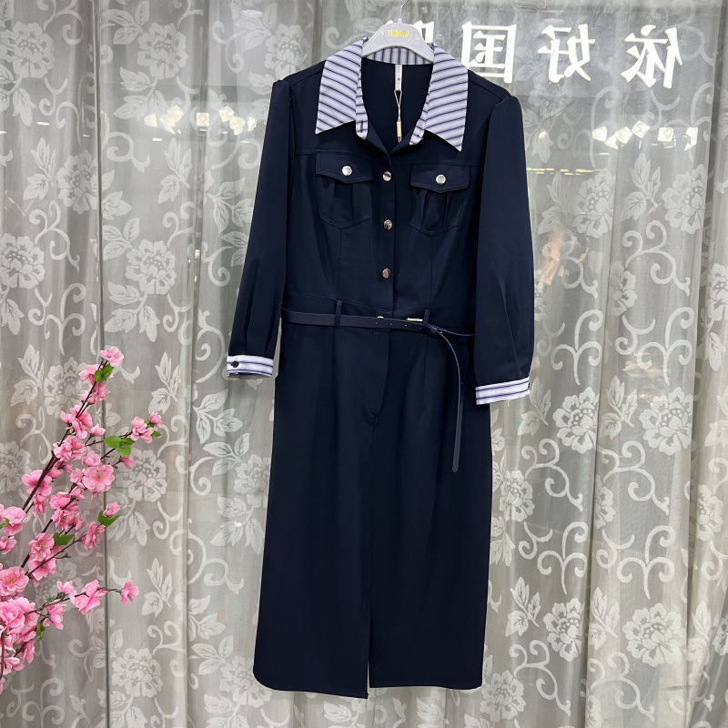 庄Z214N026商场专卖2024春时尚品质女装Polo领纯色过膝显瘦连衣裙