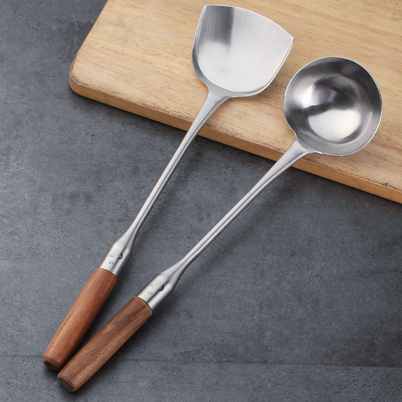 不锈钢厨师专用大炒勺商用大号长柄家用厨房马勺加长饭店炒菜勺子