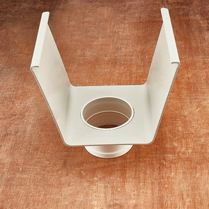 屋檐接水槽屋檐雨水槽图片