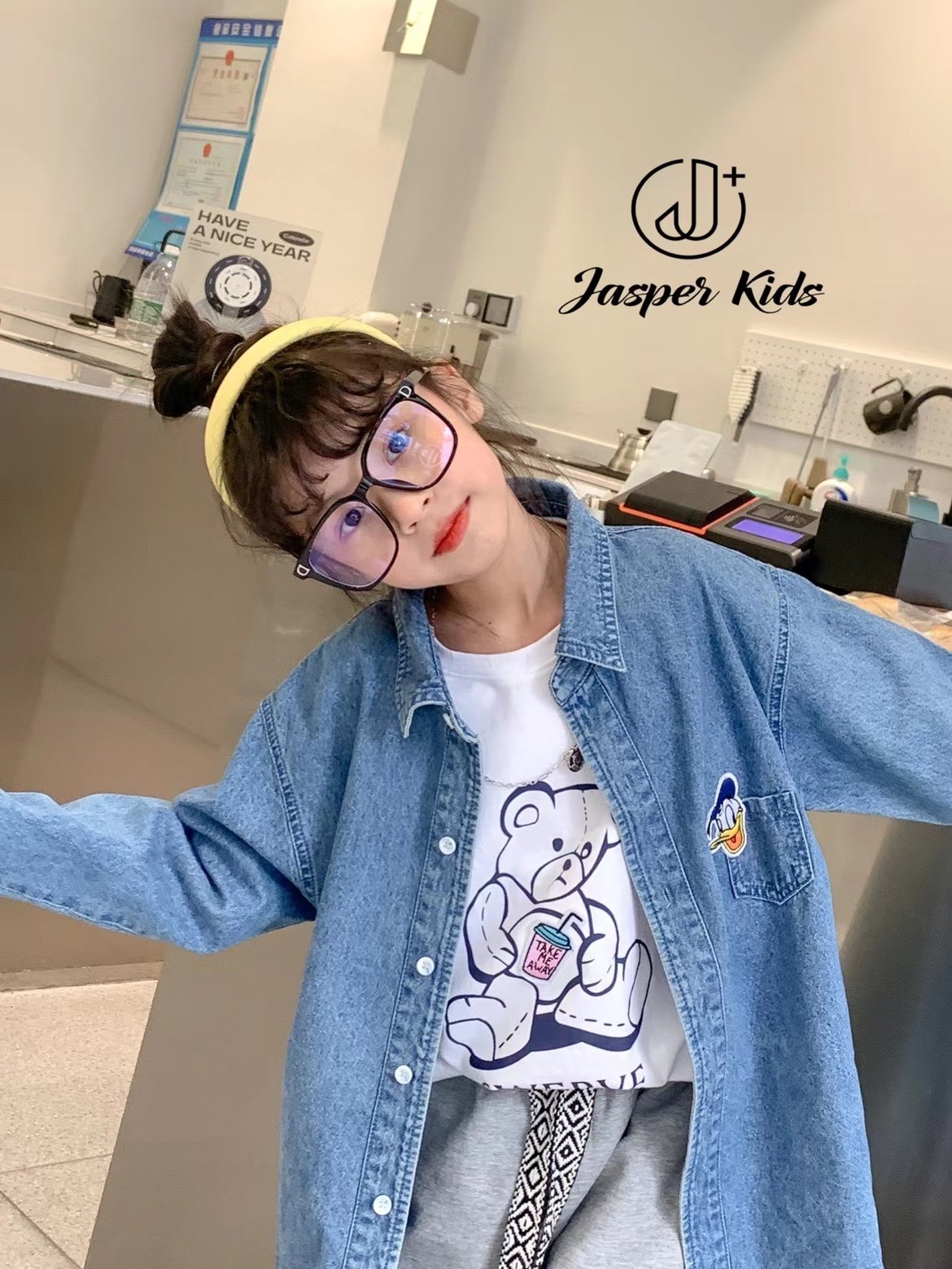 韩国jasper童装2022春装新款男女中大童韩版唐老鸭牛仔长袖衬衫