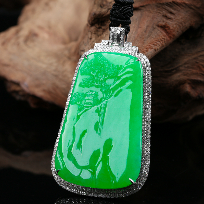 收藏臻品天然a货翡翠18k金伴钻帝王绿山水牌子44.02g含绳重