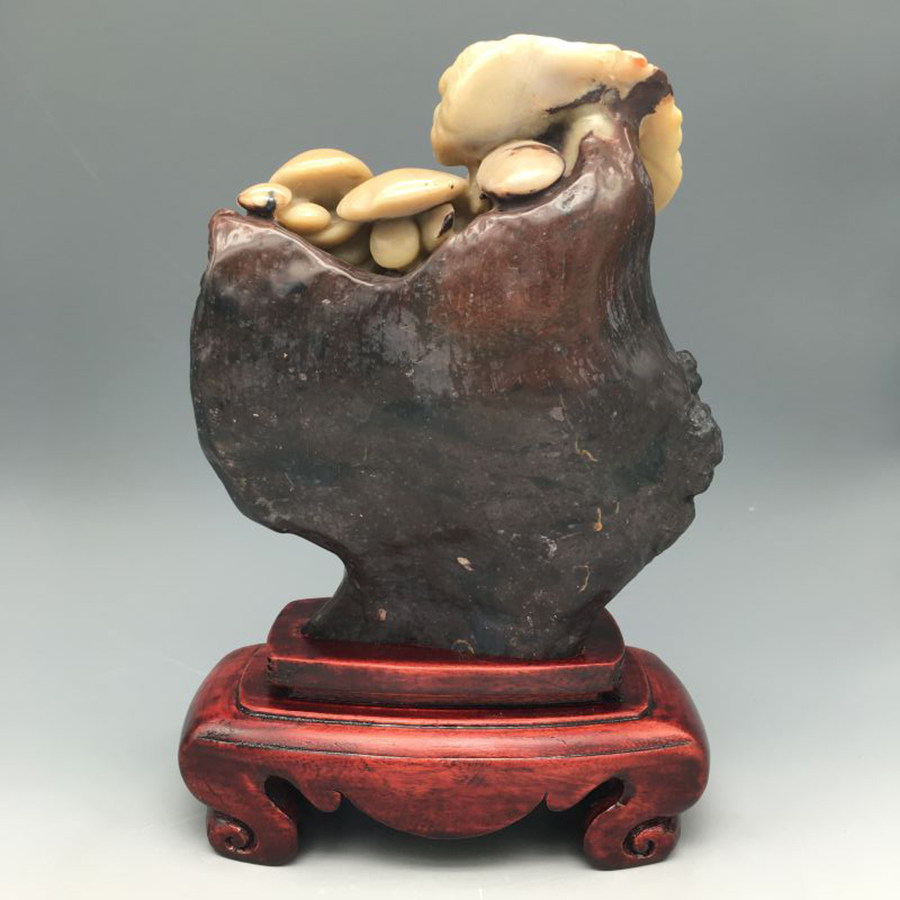 青田龙蛋石《延年益寿》两色相间分明