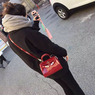巴寶莉女士手包官方網 2020夏季新款女士手提包凱莉果凍包女包迷你手機小包包單肩斜挎包 手包