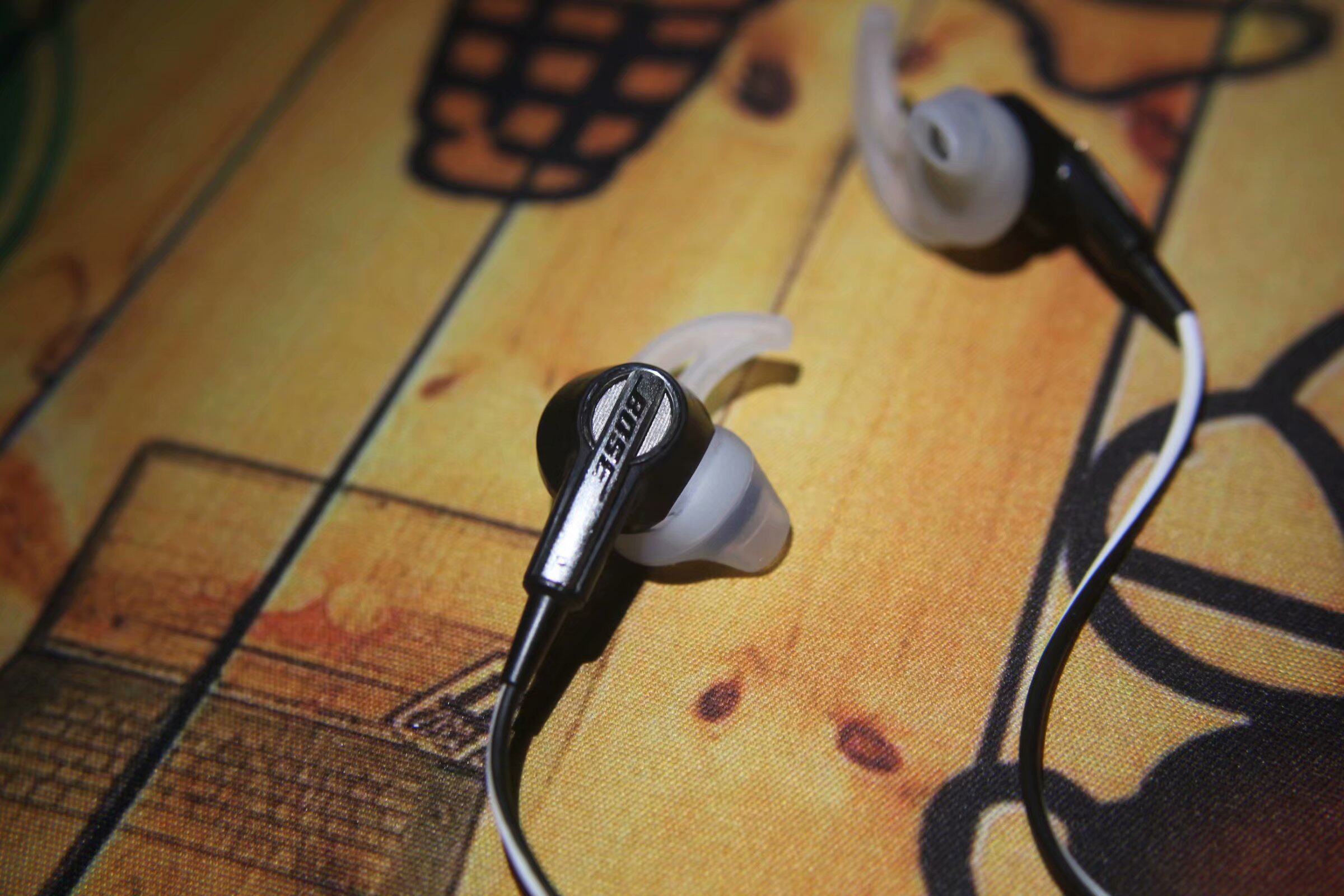 二手bose ie2 第二代苹果安卓线控耳机博士经典收藏箱子味