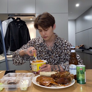 崔布局 韩版帅气宽松休闲碎花衬衫潮流ins痞帅港风长袖休闲衬衫潮