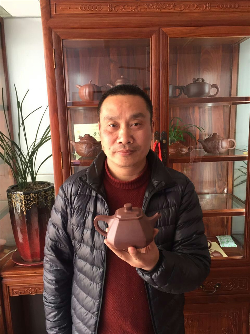宜兴原矿紫砂壶精品专场  拍品详情 进入该拍品专场   起拍价: &yn