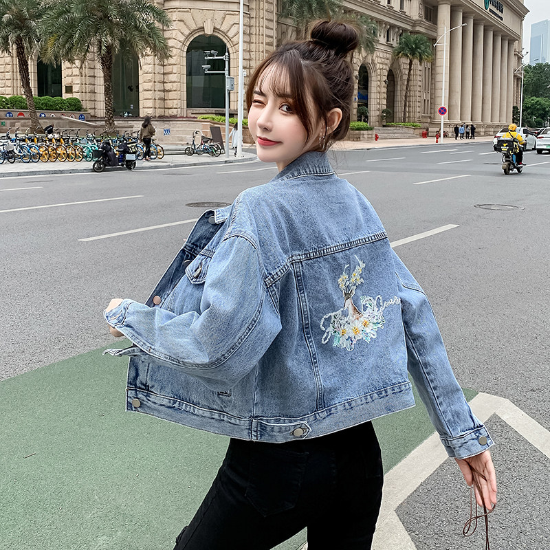 2021春秋韩版小鹿重工钉珠印花牛仔外套女宽松夹克上衣