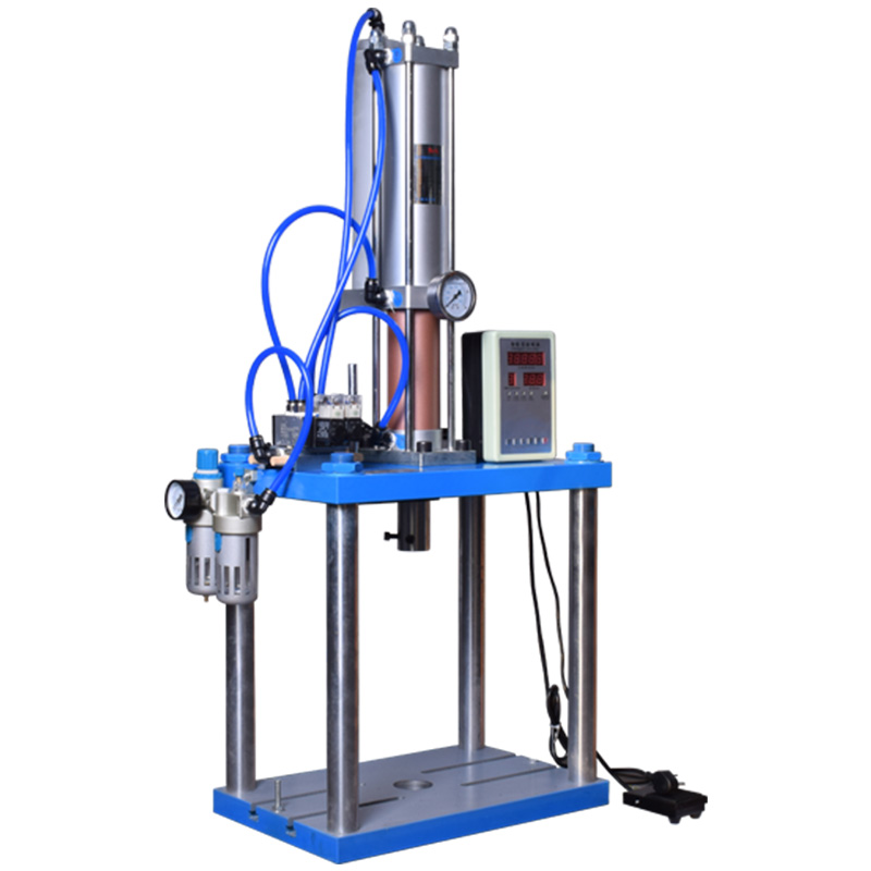 四柱气液增压机3T5T10T气动压力机气动铆压机气动冲孔机凯域