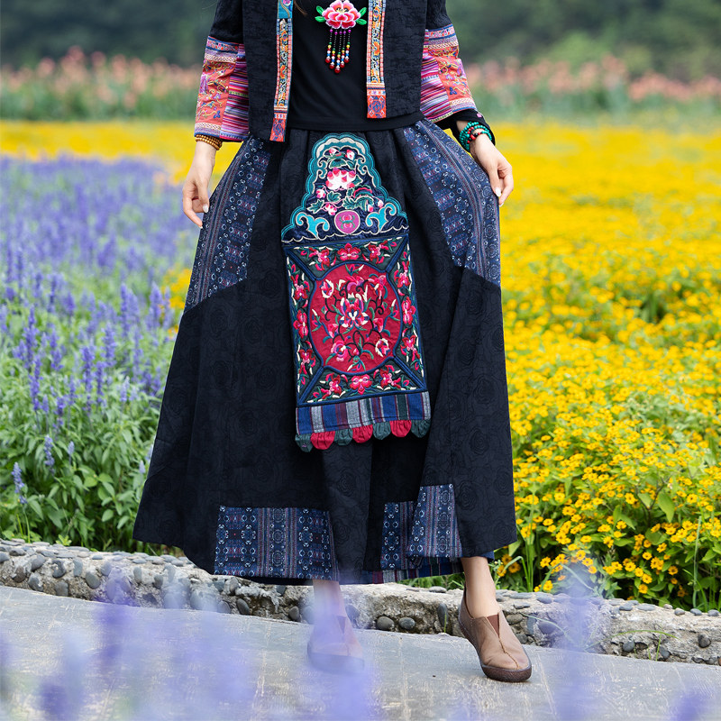 秋冬新款民族风绣花苗裙复古a字裙重工刺绣中国风森系棉麻半身裙