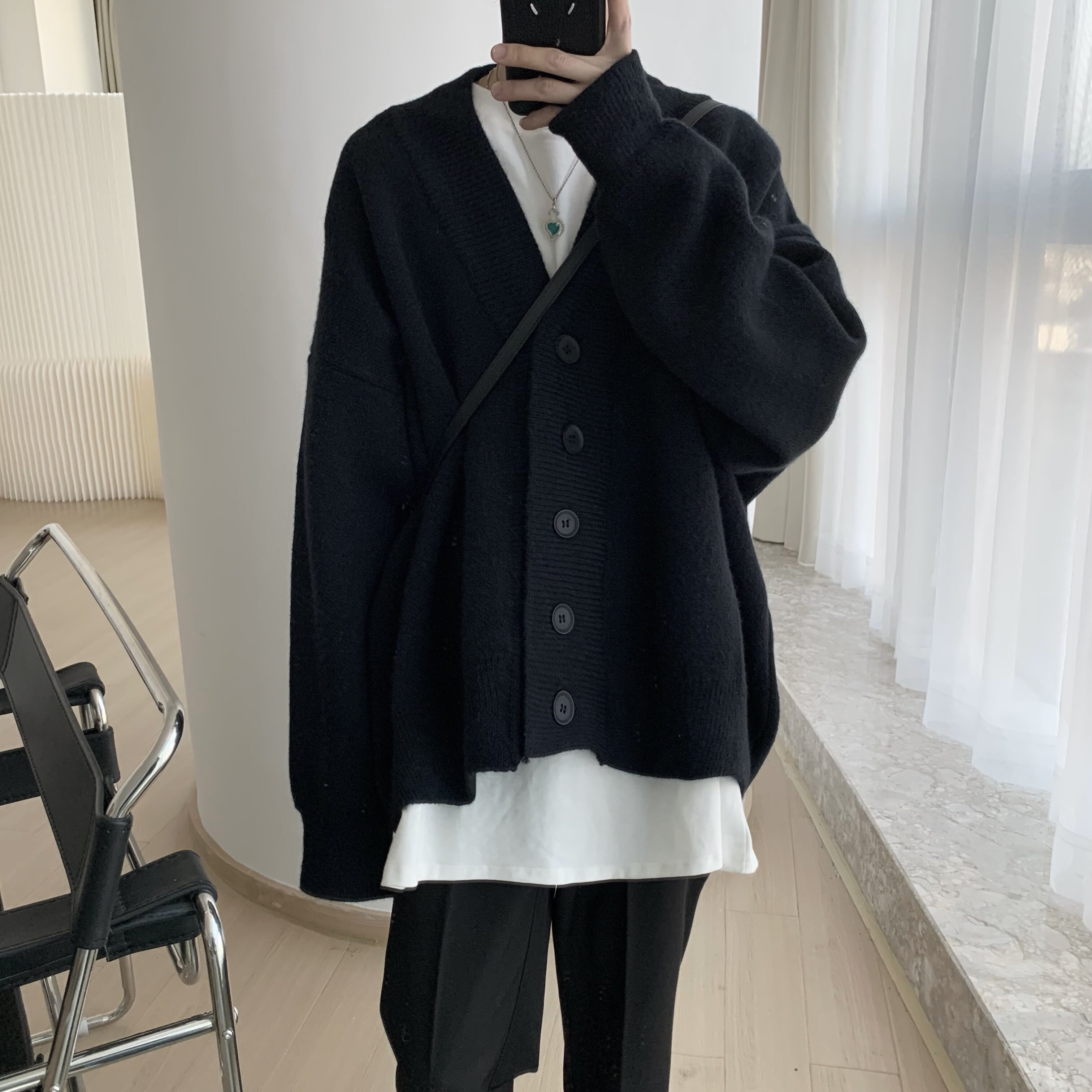 短句先生黑色v领开衫毛衣外套男秋冬宽松休闲纽扣针织打底毛衫男