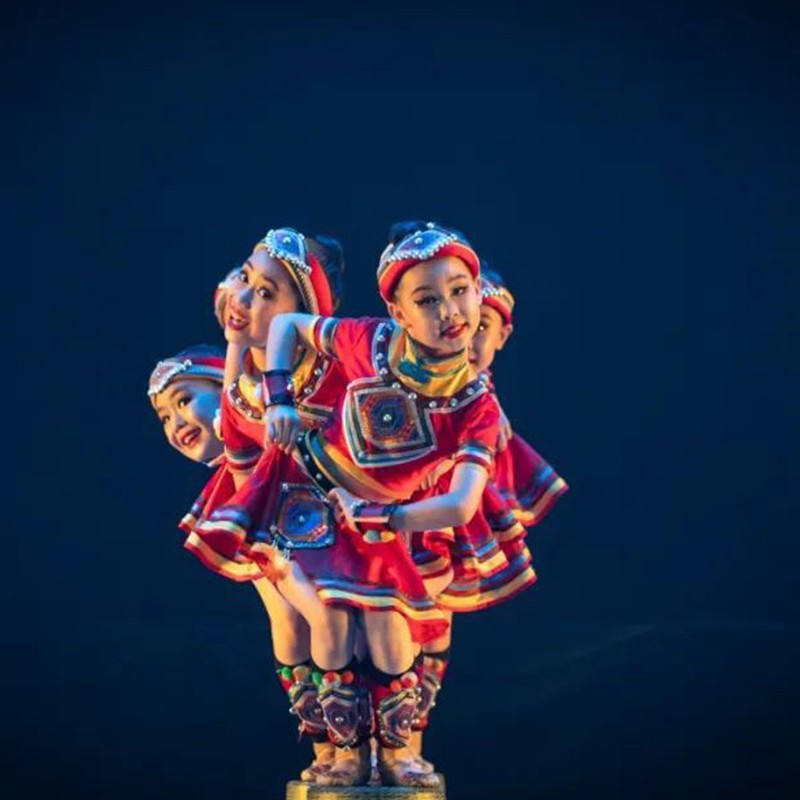 第十一届小荷风采阿达毕的心声儿童舞蹈表演服民族服彝族黎族苗族