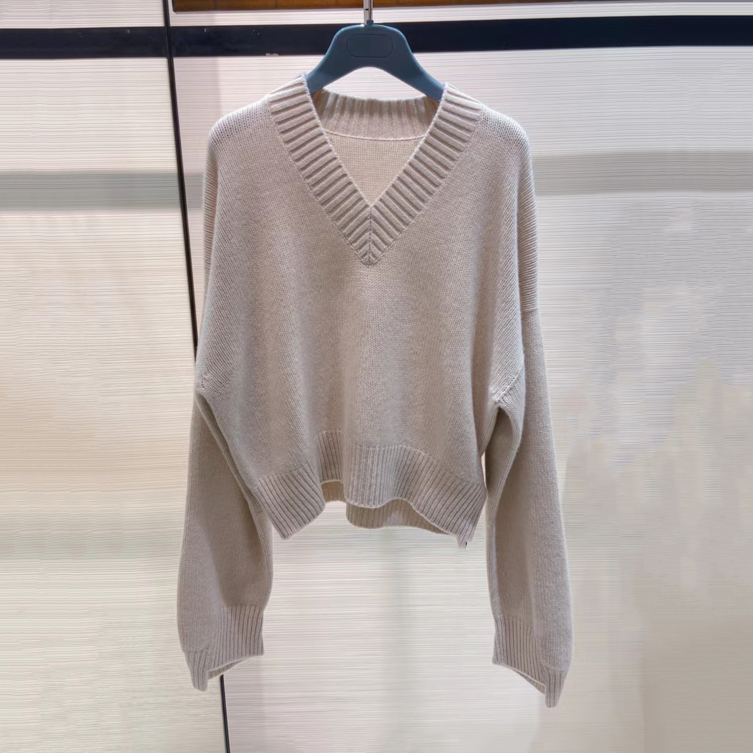 00淘宝新品欧阿玛施女装专柜正品牌2022秋冬半高领棋盘格羊毛衫女针织