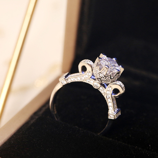 一克拉群镶奢华仿真钻戒男士求婚闭口钻石戒指结婚仪式用的道具