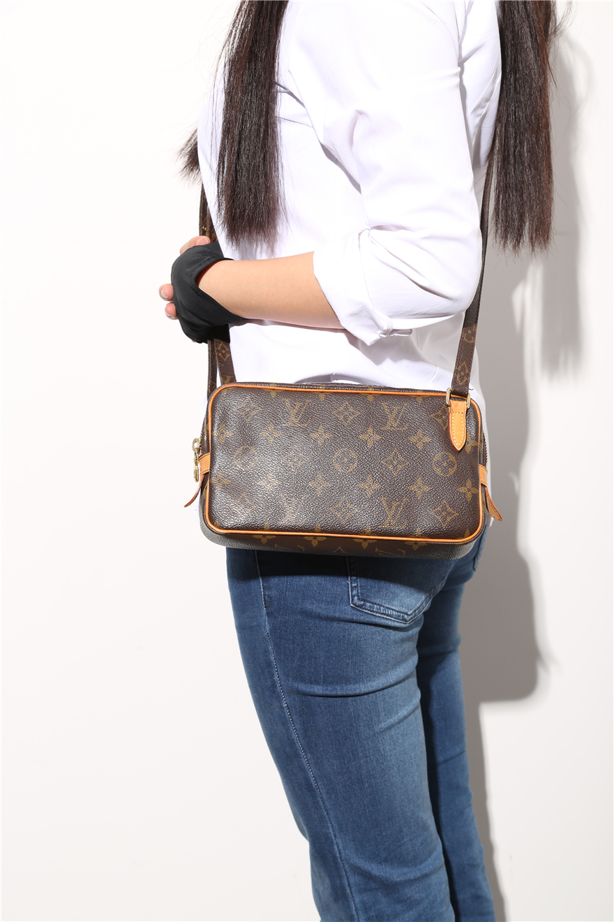 [9.5新]路易威登lv女士老花斜挎包