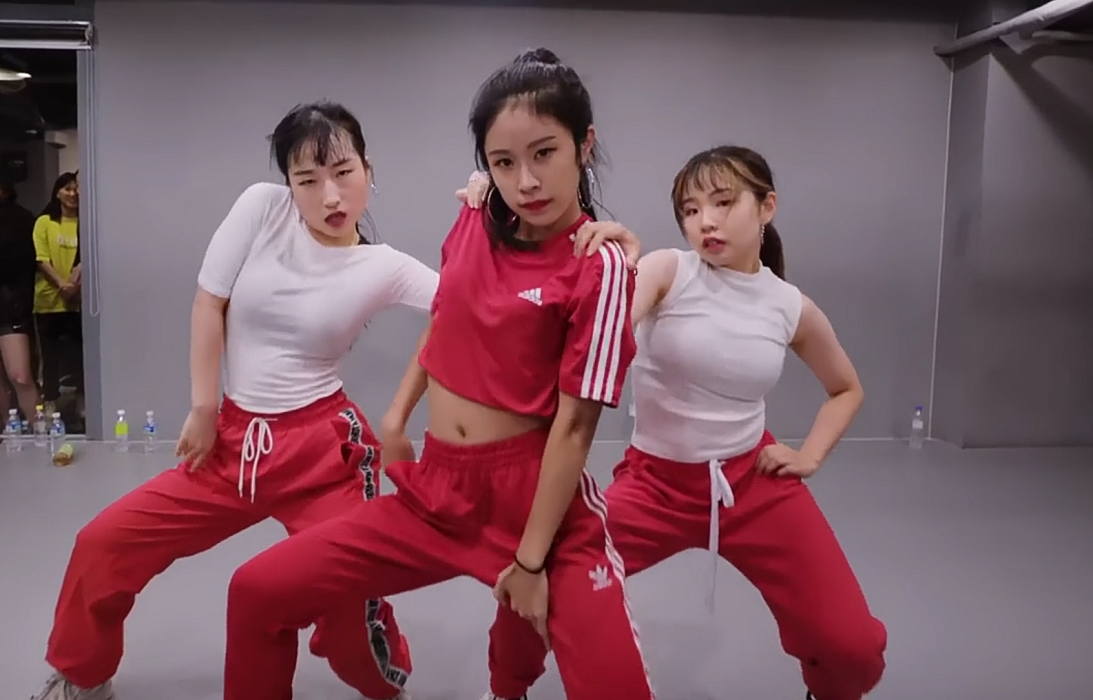 爵士套装成人优惠专场