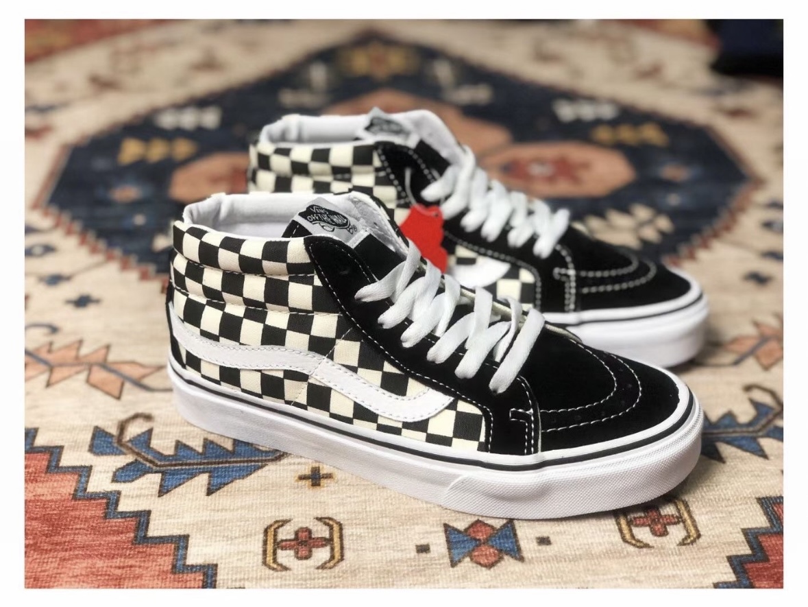 Vans SK8 MID 中帮 板鞋 男女同款 黑白 / VN0A391FQXH