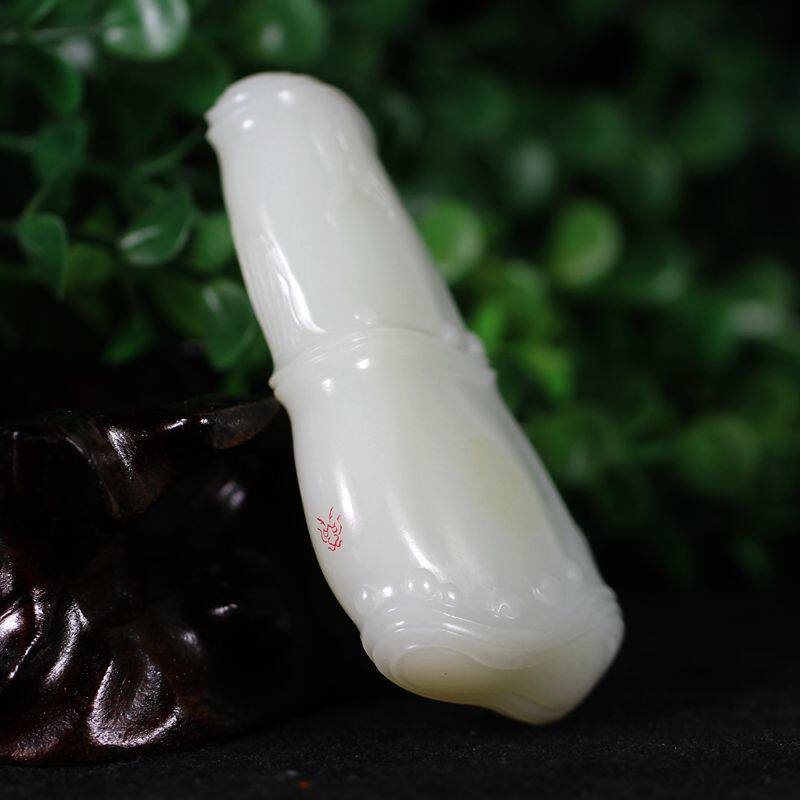 省级玉雕大师崔疆胜作品 和田玉籽料 手把件竹节 143.68克