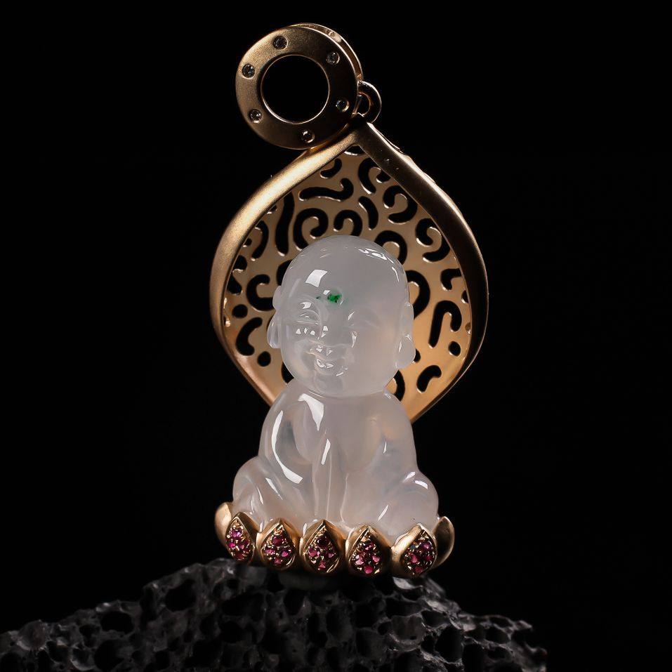 【源头好货-四会】翡翠a货冰润18k金红宝石镶嵌宝宝佛吊坠7.07g