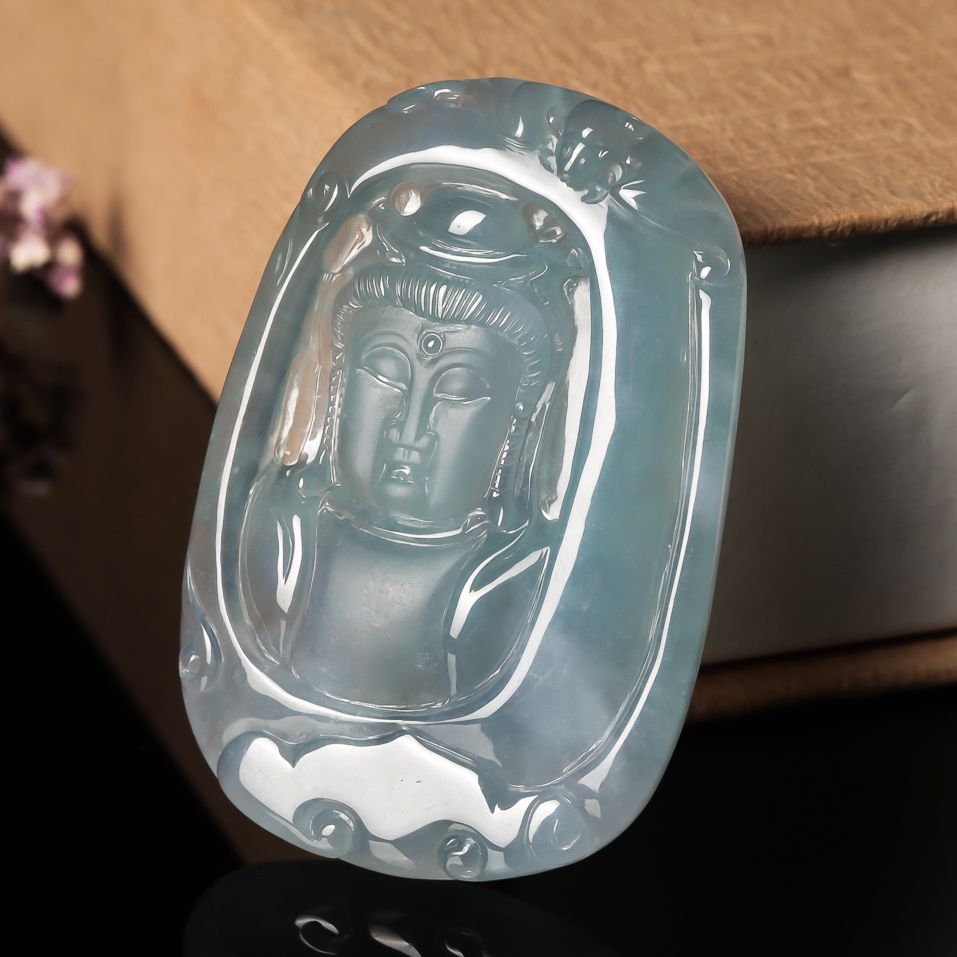 【精品翡翠-四会】御翠轩-翡翠a货拍卖冰润观音头像吊坠31.24g