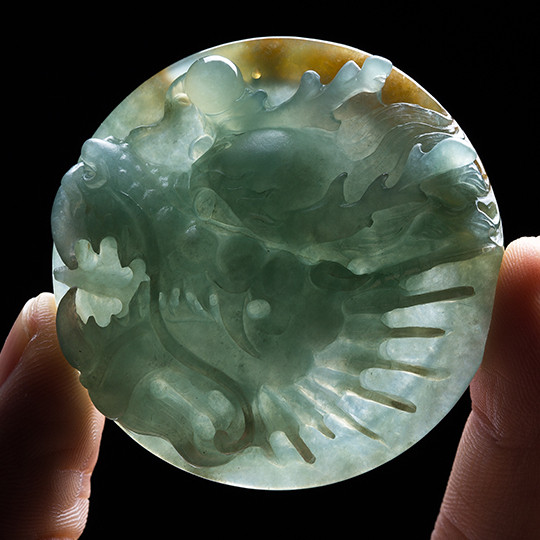 【实物已检】冰糯种a货翡翠特色双彩龙头吊坠 45.95克