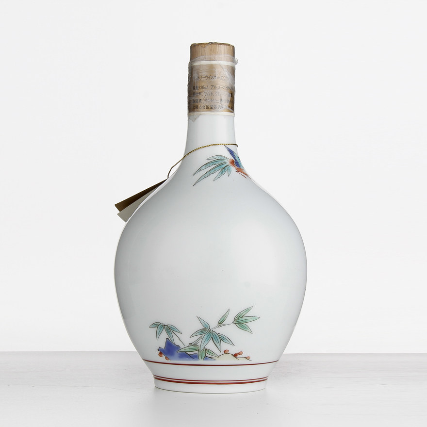 27. 约90年代 三得利 有田烧花鸟图瓷瓶威士忌 720ml 43度